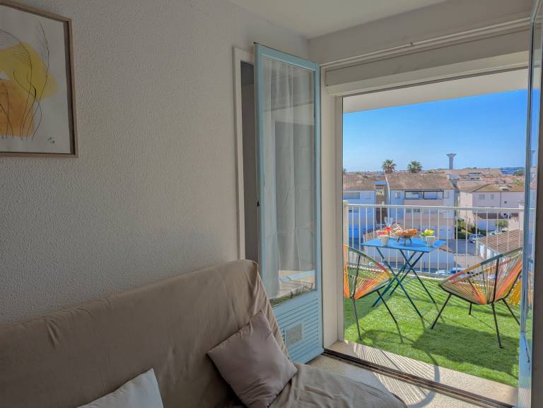 Rental apartment with terrace — photo 3