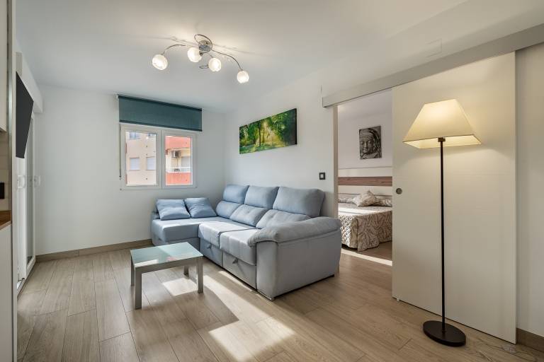 Apartment 'Maravillosa Cala' with Sea View, Shared Pool and Wi-Fi — photo 4