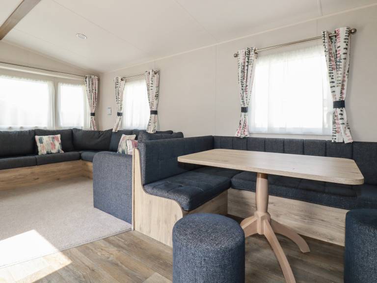 Cottage with garden | Beach view — photo 4