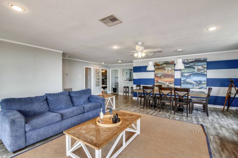 4513BERBFBBNH - Bermuda Beachfront — photo 3