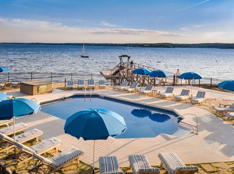 Lodge Boothbay Harbor