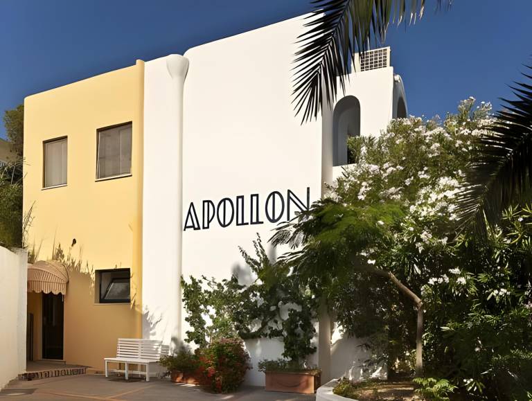 Apollon Club & Thermal Spa in Serrara Fontana