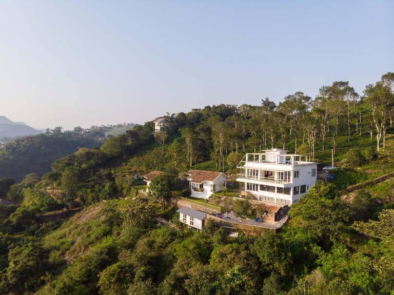 353 m&sup2; Villa