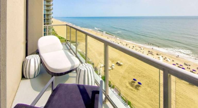 Embassy Suites by Hilton Virginia Beach Oceanfront Resort — photo 5
