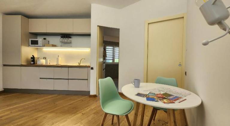 Holiday apartment with yard — photo 3