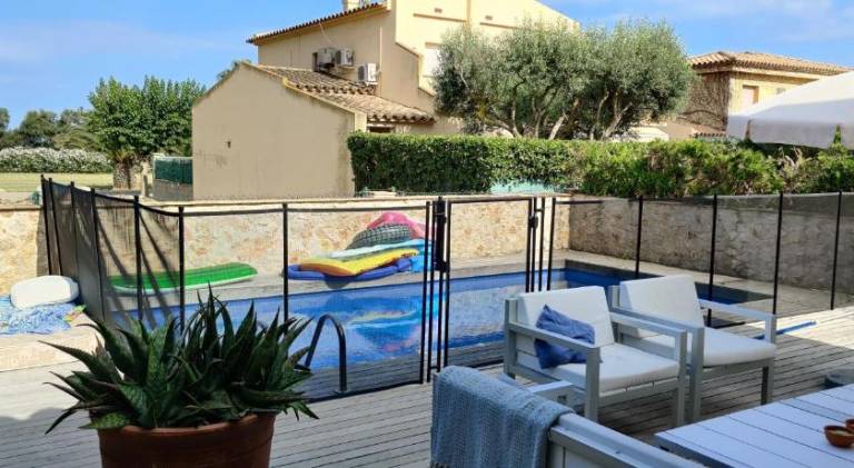 Fully equipped villa with private pool, garden & barbeque | Next to the beach | Suitable for remote work | Pets are welcome — photo 4