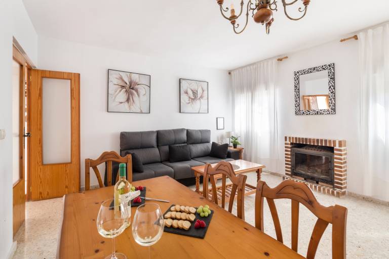 Holiday Home 'Hygee' with Private Terrace, Wi-Fi and Air Conditioning — photo 4