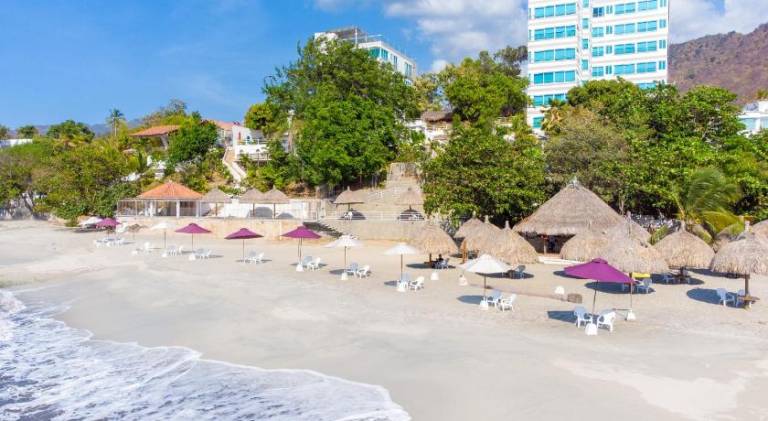 Santorini Kima Beach Resort in Santa Marta