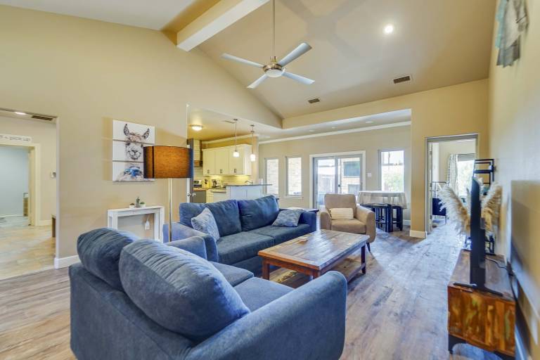 Spacious Lubbock Home w/ Private Pool & Yard! — photo 5