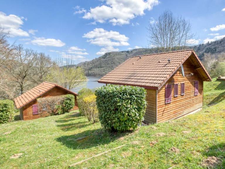 Chalet with terrace | Lake view | Pet-friendly — photo 3