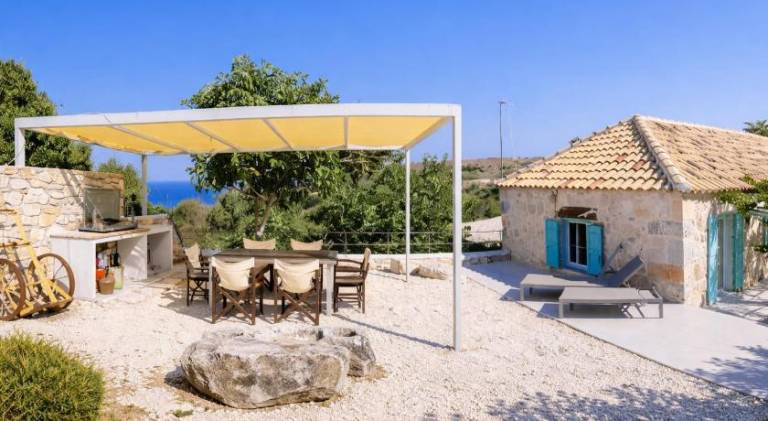 Villa with patio, grill & yard — photo 3
