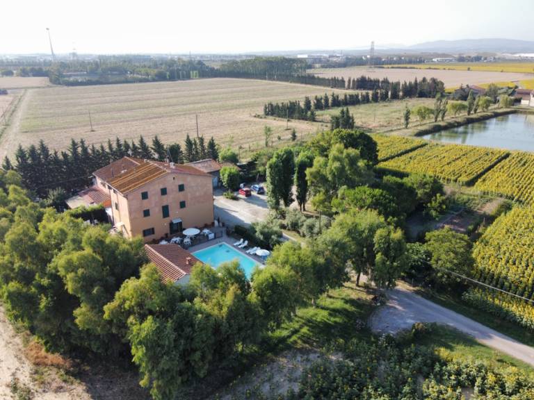 Camera privata  Cascina