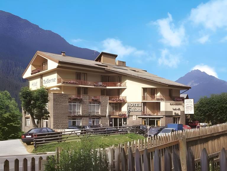 Hotel Bellevue in Canazei