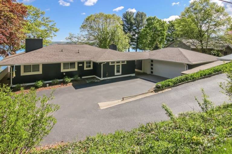 House Glen Lake