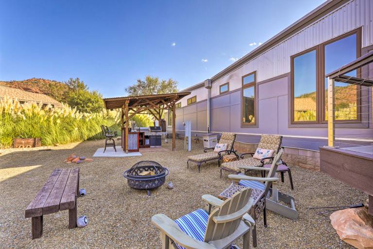 Hot Tub & Fire Pit Pet Friendly Sedona Home