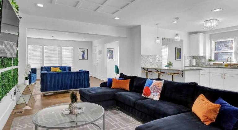 7BR Atlanta HomeOpen Layout, Sleeps16 with11beds — photo 3