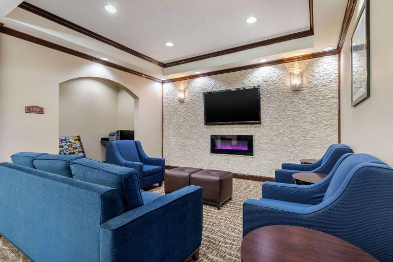 Comfort Inn Near UNT — photo 3