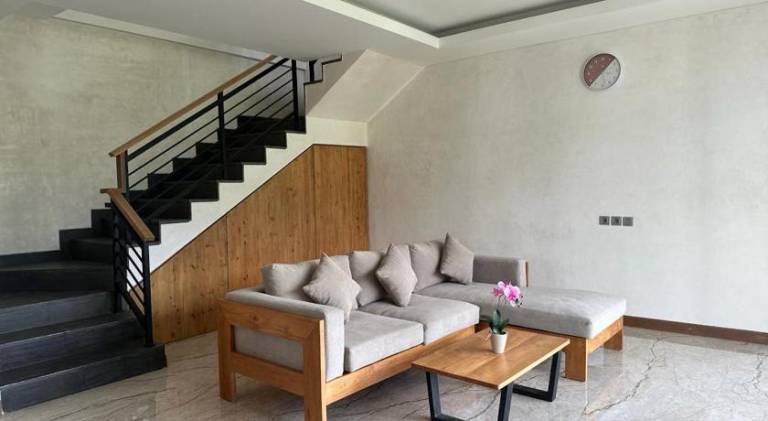 200 m&sup2; Villa