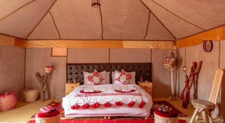 Charming tent with terrace & garden | Dogs allowed — photo 2