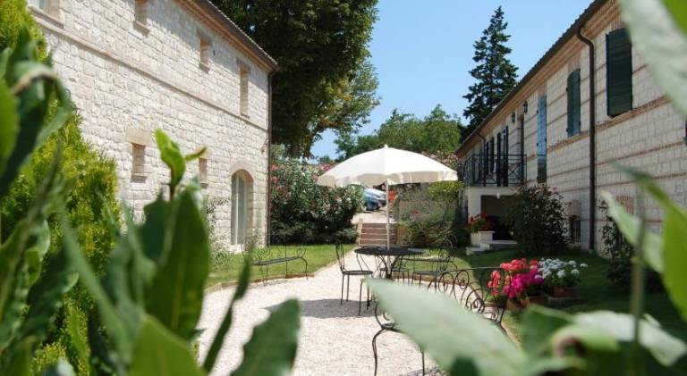 Children-friendly charming vacation home with garden, sauna & jacuzzi | Suitable for remote work | Pets allowed — photo 4