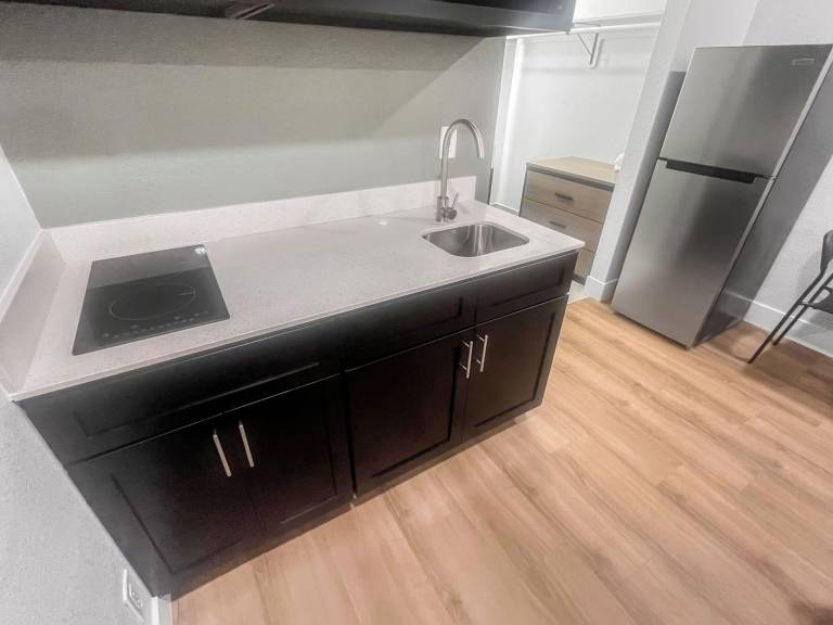 Value Suites Extended Stay — photo 2