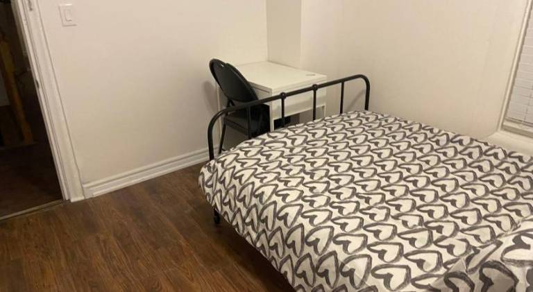 BUDGET Quad Room with En Suite Bathroom 36B
