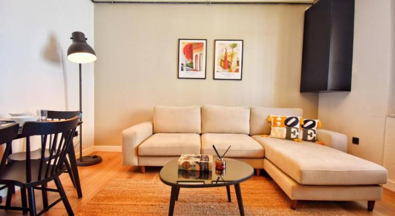 Cozy Renovated 3BR near Taksim- Santur D10 in Marmara