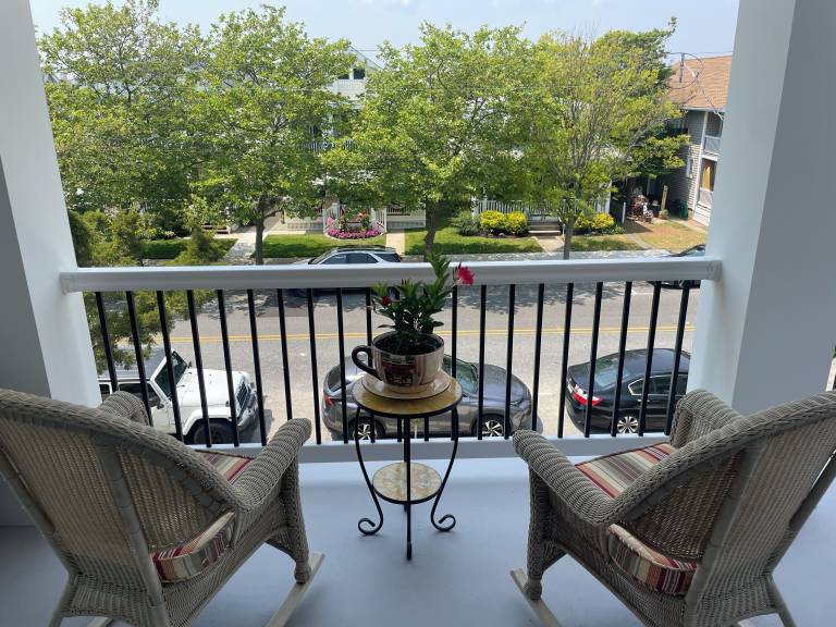 Longport, NJ Vacation Rentals from 90 HomeToGo