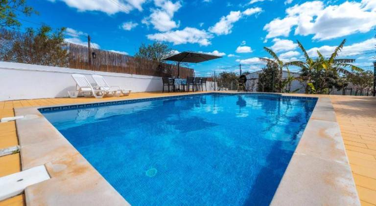 Fully equipped big villa with private pool, BBQ & yard | Pet-friendly — photo 3