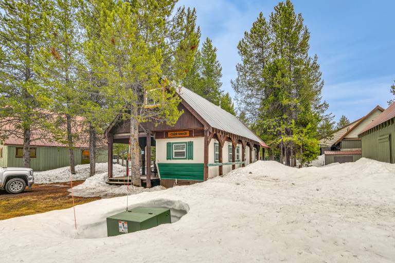 Cozy Island Park Getaway By ATV Trails & Reservoir — photo 3