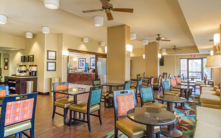 Hampton Inn Dallas/Irving-Las Colinas — photo 5
