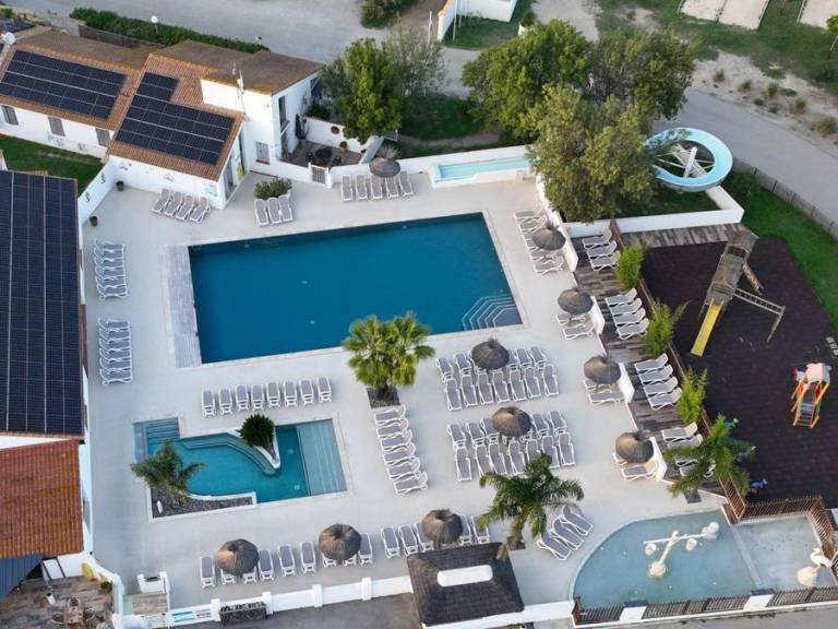 Chalet with terrace & heated pool | Pool view — photo 3