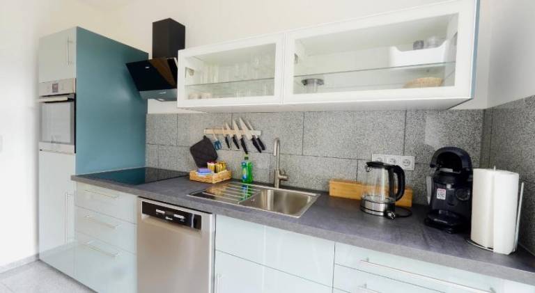 Apartment with 2 rooms for 6 persons — photo 4