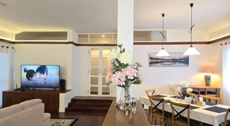 Big villa with pool & jacuzzi | Pet-friendly — photo 3