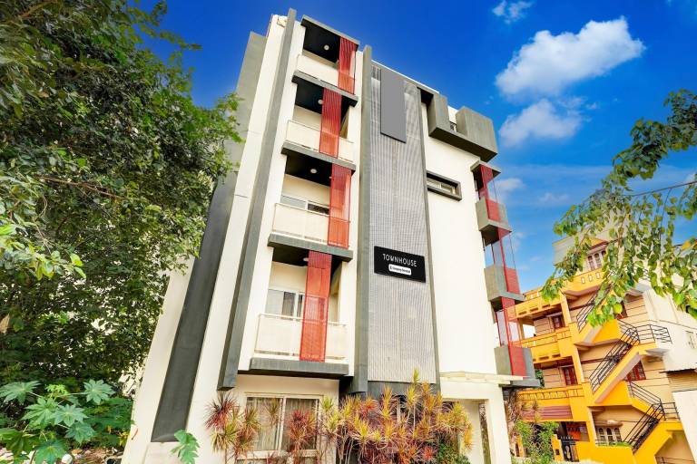 House  Hebbal Lake