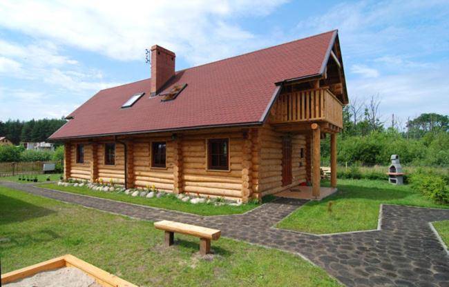 Lodge with terrace, BBQ & garden | Next to the beach | Pets are welcome in Ustka