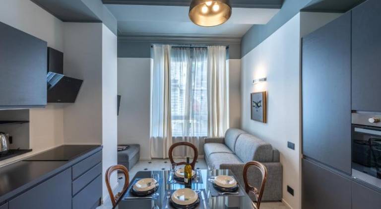 Gisella Home 2 Bedrooms in the City Centre in Genoa