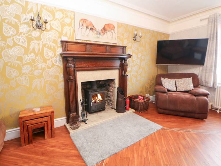 Family-friendly beautiful cottage with barbecue, garden & jacuzzi | Pet-friendly — photo 4