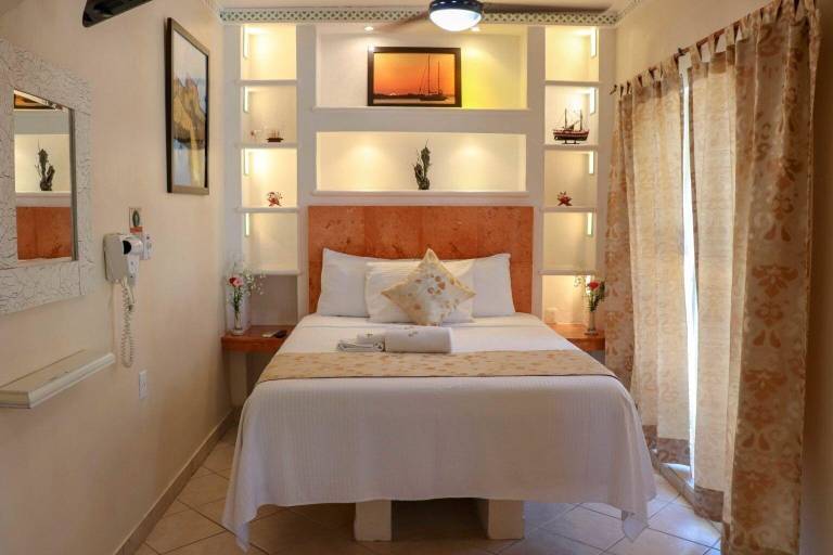 Hotel Bucaneros — photo 2