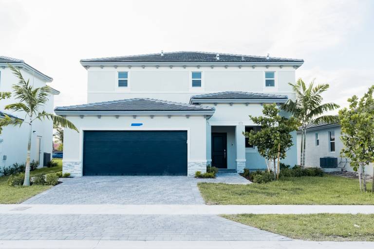 House  Miami