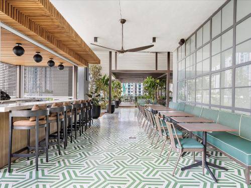 Private Beach Club Access & Stunning Ocean Views — photo 5