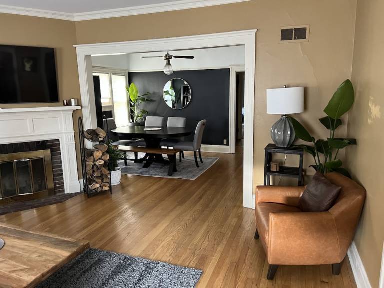 Apartment  Whitefish Bay
