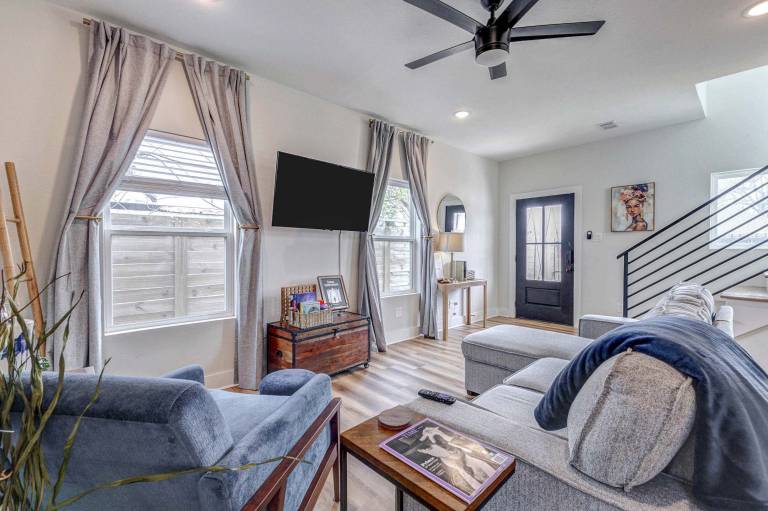 Explore Houston Pet Friendly Home Near Downtown
