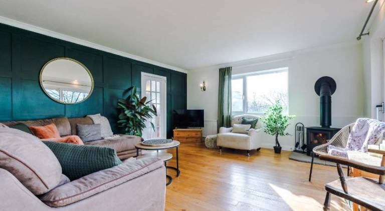Vacation home with jacuzzi | Dogs allowed in Buxton