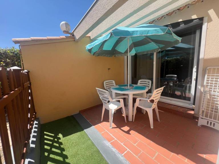 Holiday apartment with 1 room for 4 persons — photo 4