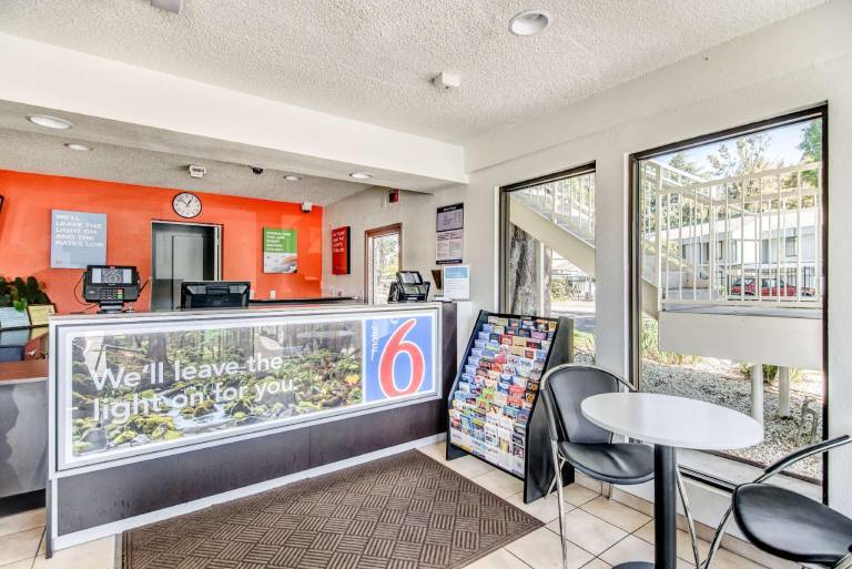 Motel 6 Stockton, CA - North — photo 3