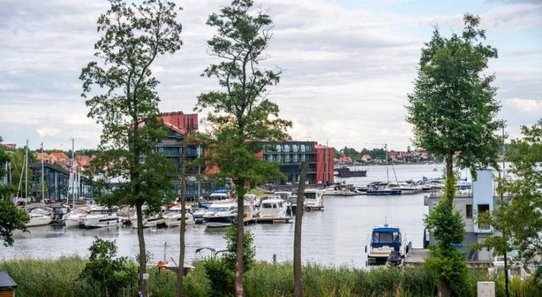 Apartment with patio in Mikolajki