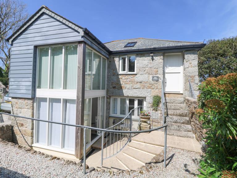 Cottage  Mousehole