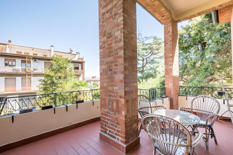 Vacation home with barbecue, garden & pool — photo 4