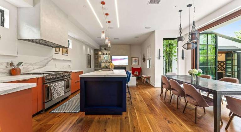 House with 3 rooms for 6 persons — photo 4
